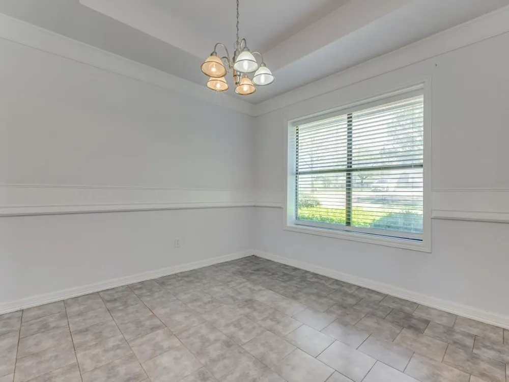 2603 Lake Ridge Road Glenn Heights, TX 75154