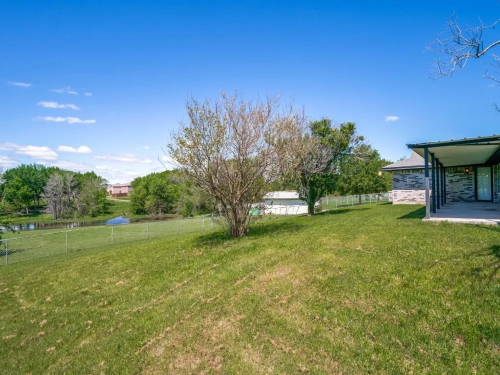 2603 Lake Ridge Road Glenn Heights, TX 75154