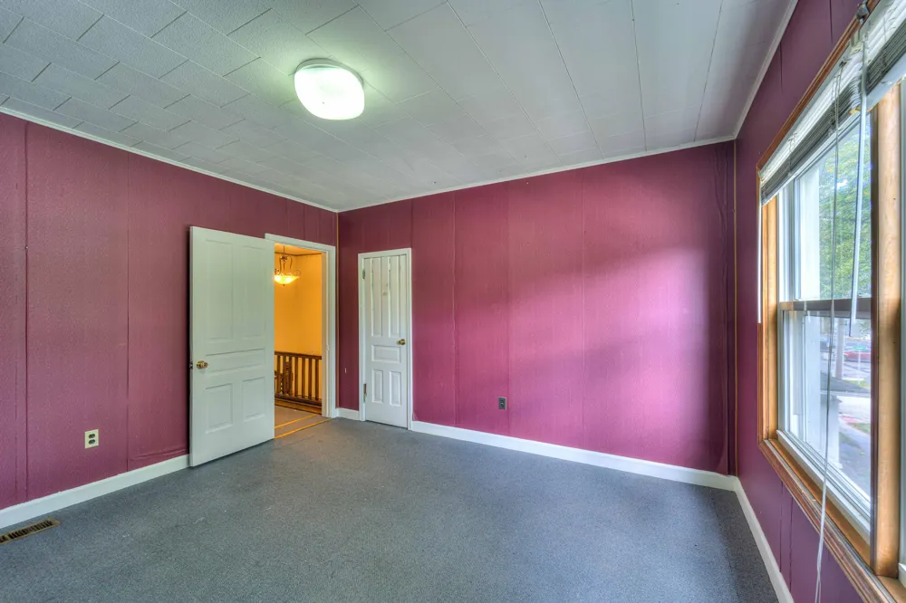 604 Greenwood Place Jackson, MI 49203