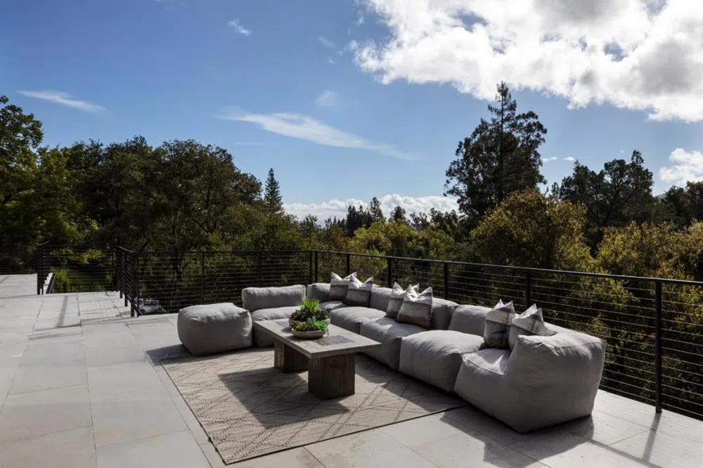 19351 Redberry Drive Los Gatos, CA 95030