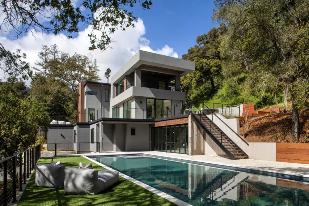 19351 Redberry Drive Los Gatos, CA 95030