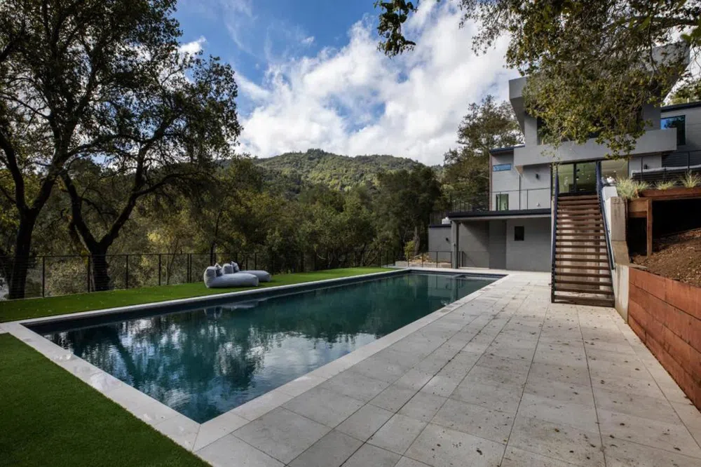 19351 Redberry Drive Los Gatos, CA 95030
