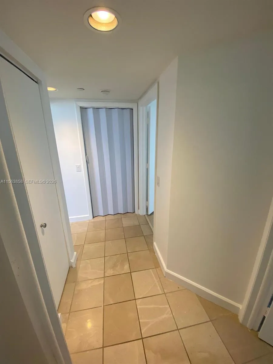 21205 Yacht Club Dr #PH09 Aventura, FL 33180