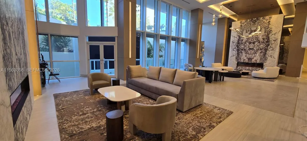 21205 Yacht Club Dr #PH09 Aventura, FL 33180