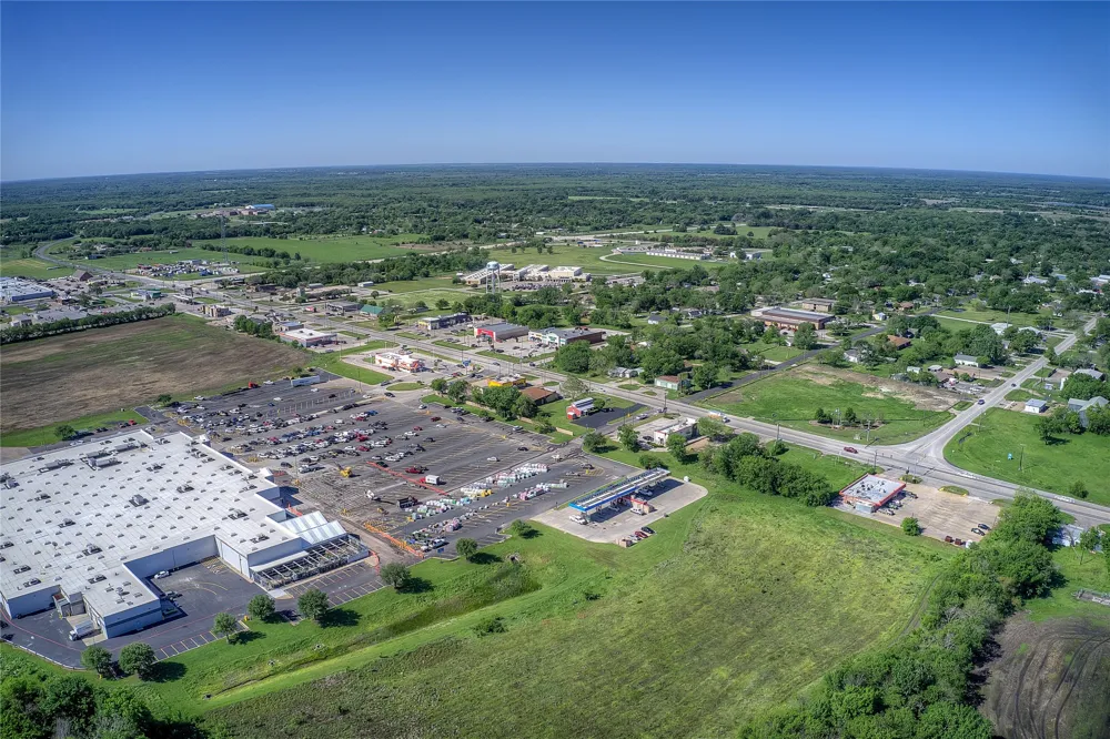 8782 State Highway 34 S Quinlan, TX 75474