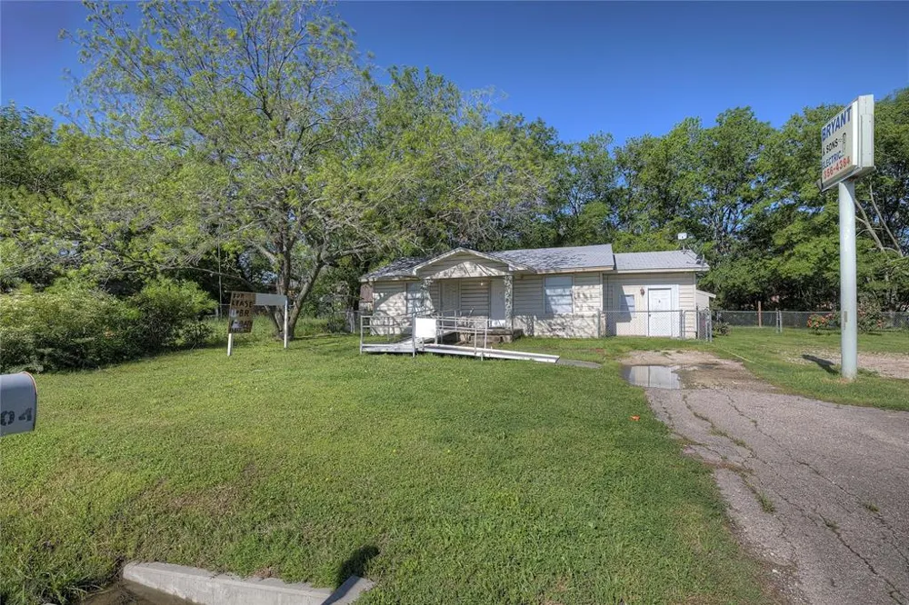 8782 State Highway 34 S Quinlan, TX 75474