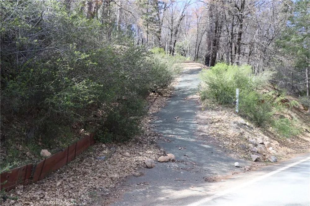 11260 Loch Lomond Road Loch Lomond, CA 95426