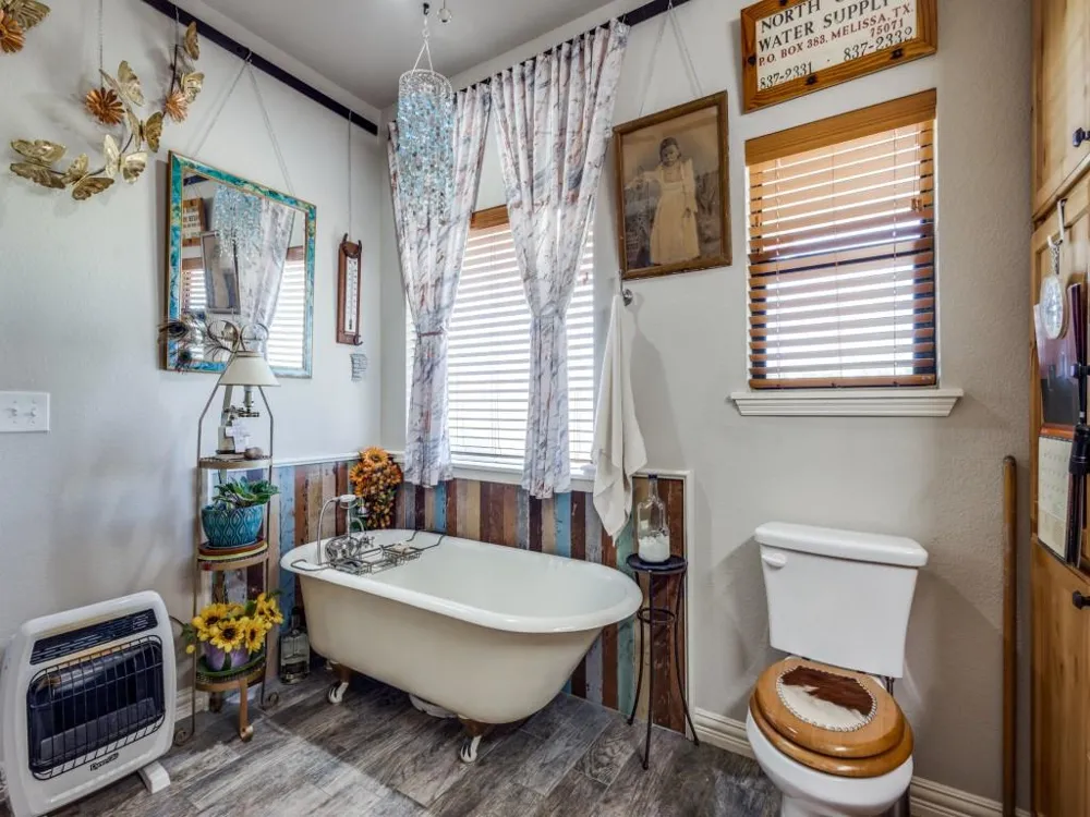 5053 County Road 413 Melissa, TX 75454