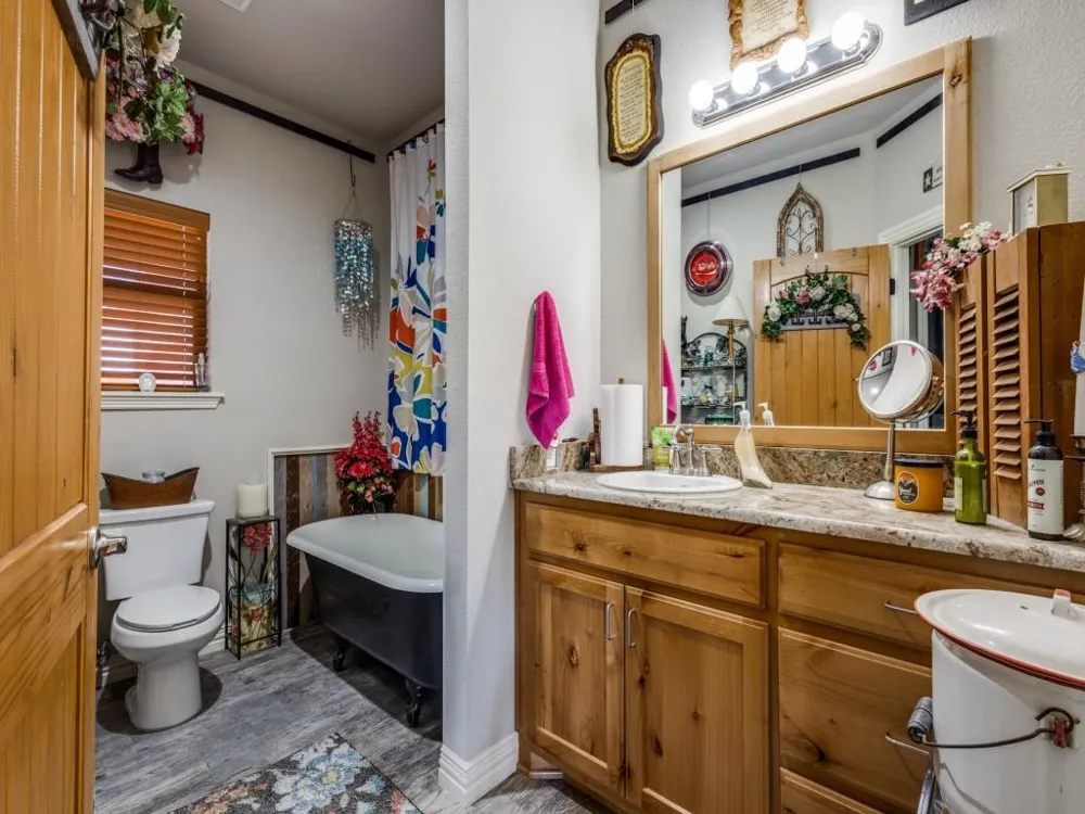 5053 County Road 413 Melissa, TX 75454