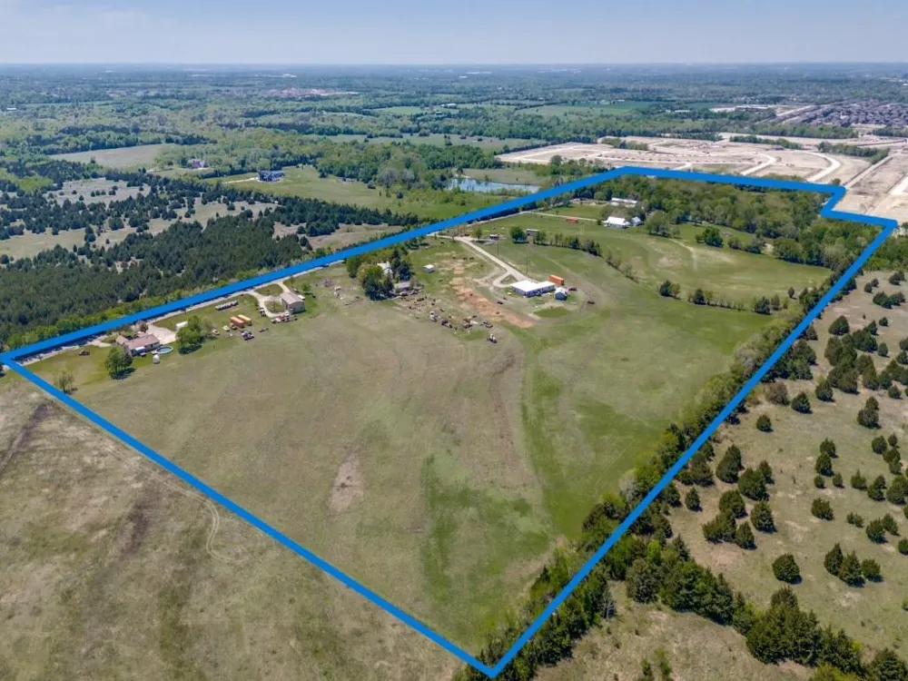 5053 County Road 413 Melissa, TX 75454
