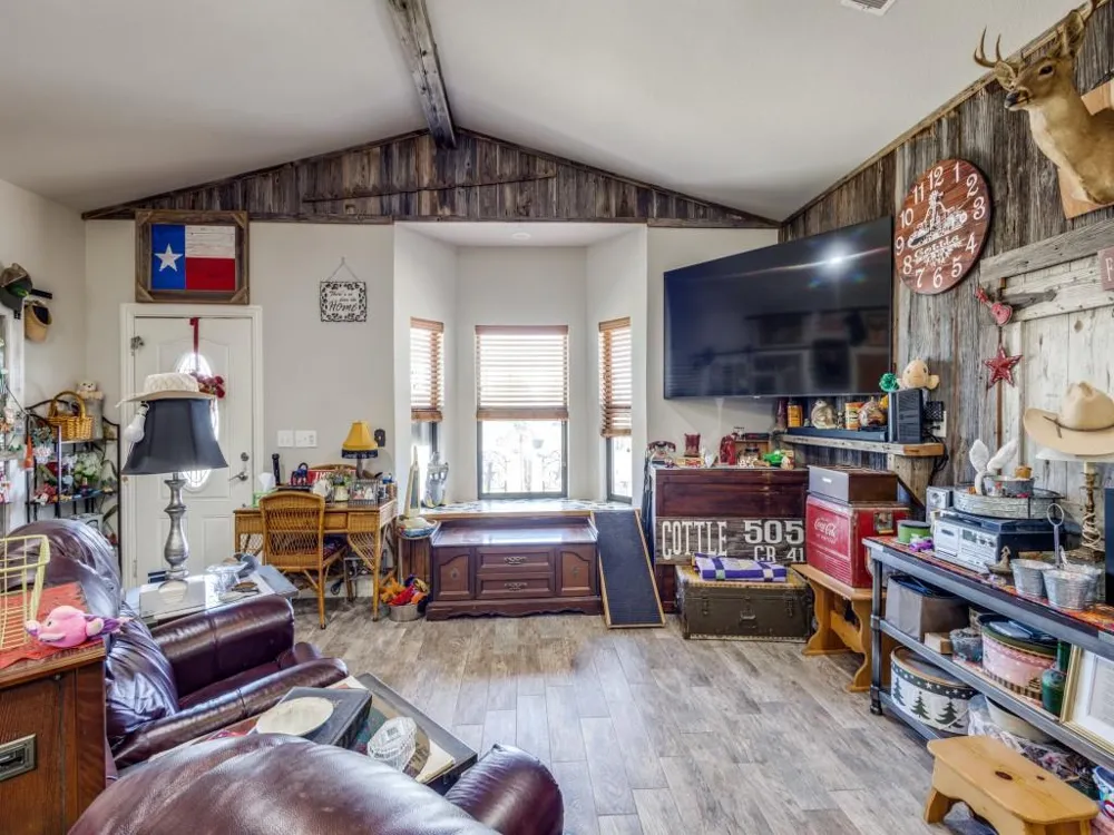 5053 County Road 413 Melissa, TX 75454