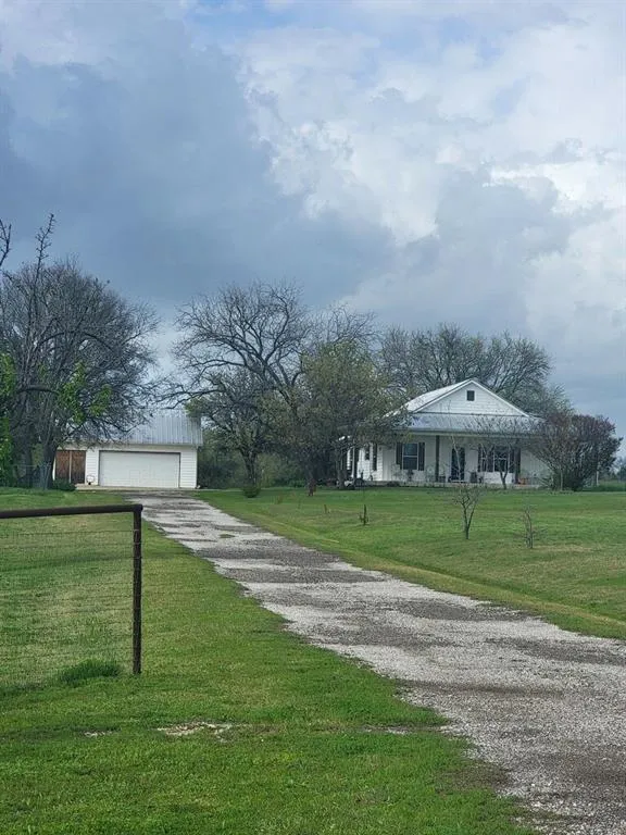 4953 County Road 413 Melissa, TX 75454