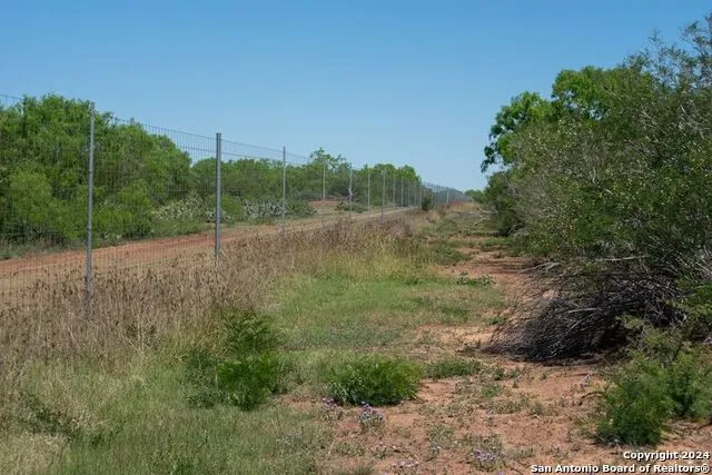 TRACT 9 FM 1332 Jourdanton, TX 78026