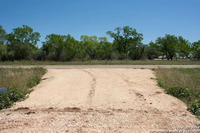 TRACT 9 FM 1332 Jourdanton, TX 78026