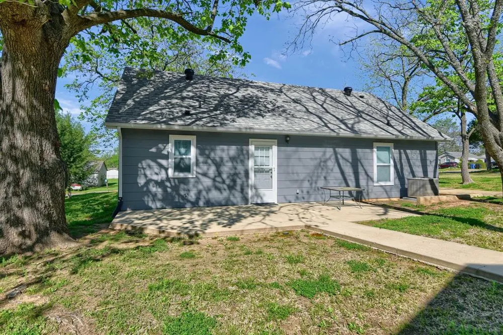 1830 Clark Drive Denison, TX 75020