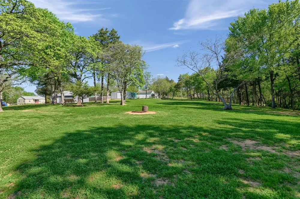 1830 Clark Drive Denison, TX 75020