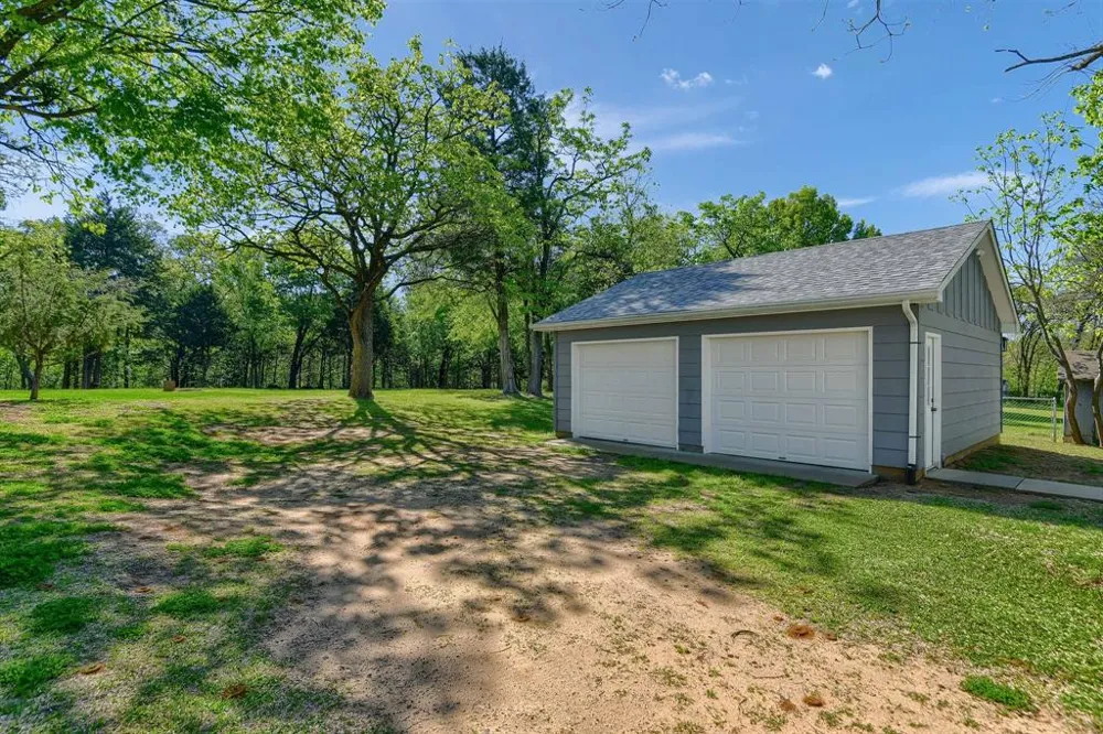 1830 Clark Drive Denison, TX 75020