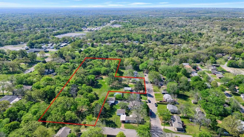 1830 Clark Drive Denison, TX 75020