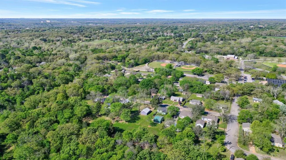 1830 Clark Drive Denison, TX 75020