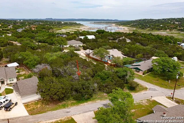 102 CLIFFWOOD Canyon Lake, TX 78133