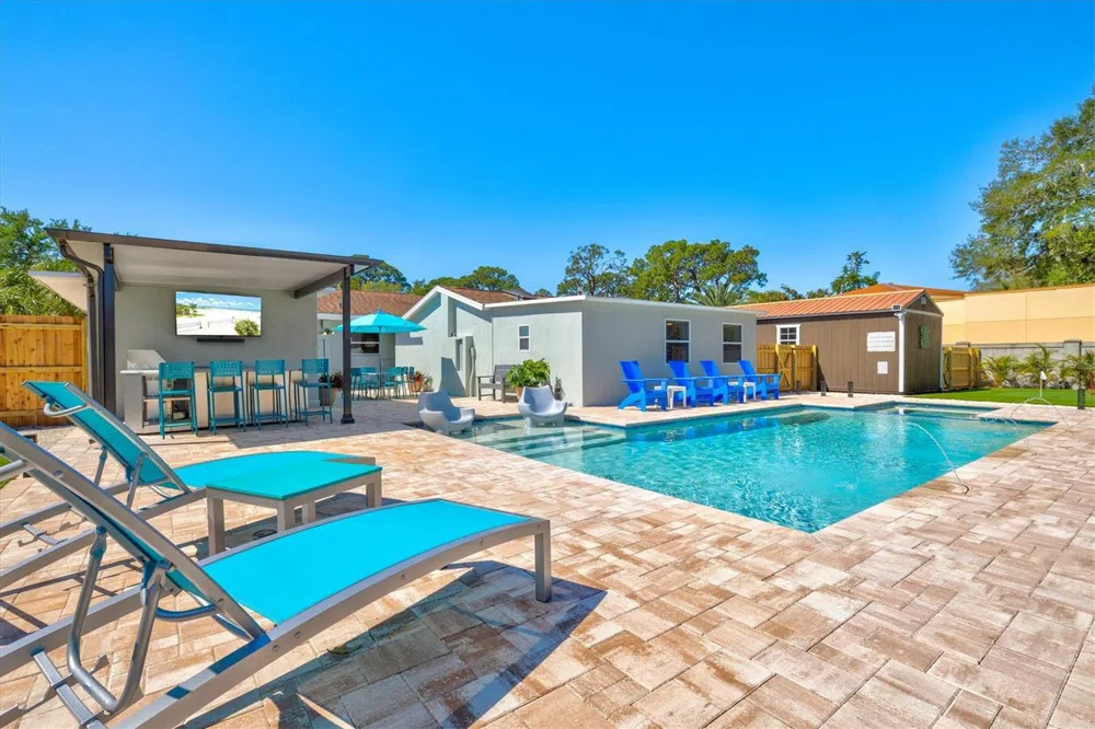 Address Not Shown Sarasota, FL 34237