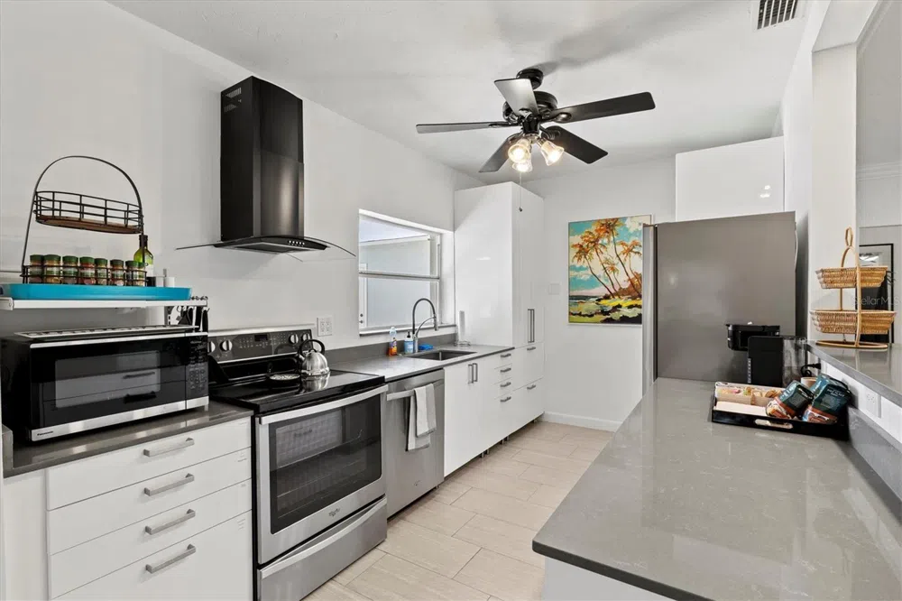 Address Not Shown Sarasota, FL 34237