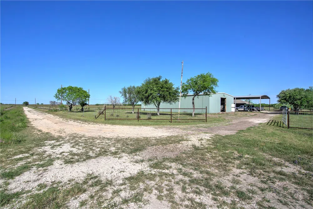 11546 County Road 647 Mathis, TX 78368