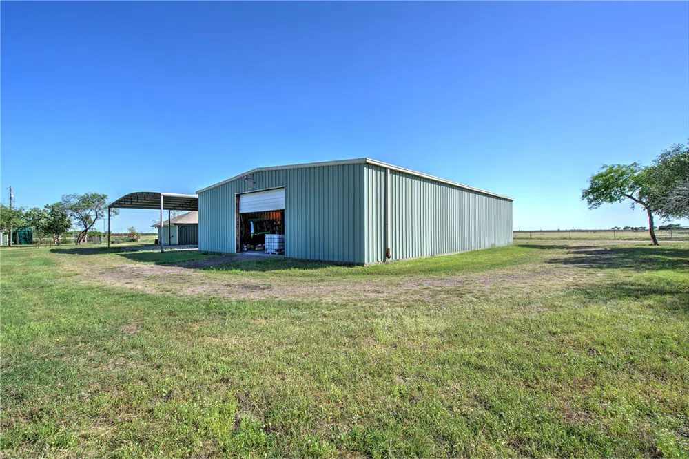 11546 County Road 647 Mathis, TX 78368