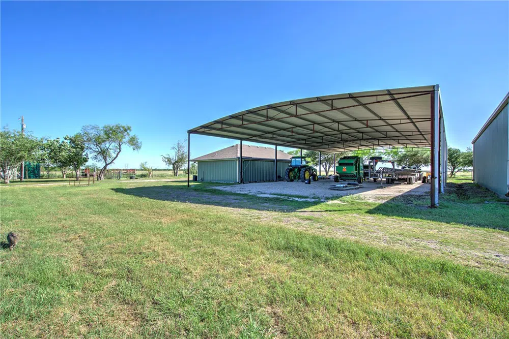 11546 County Road 647 Mathis, TX 78368