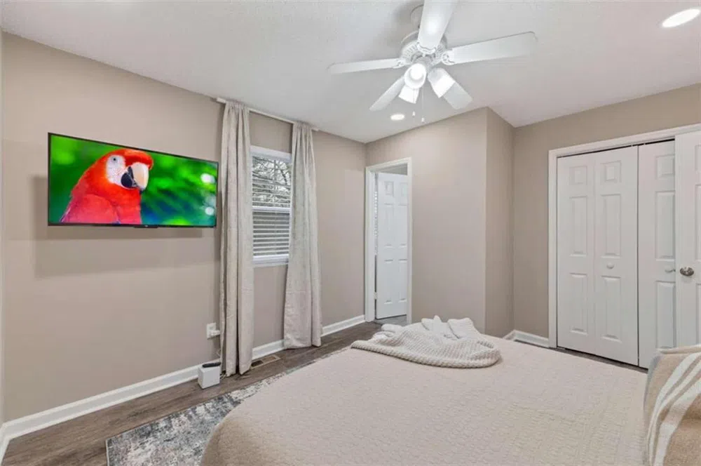 122 Bentley Parkway Woodstock, GA 30188