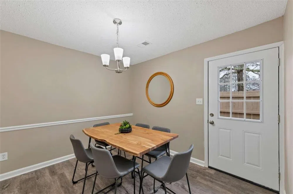 122 Bentley Parkway Woodstock, GA 30188