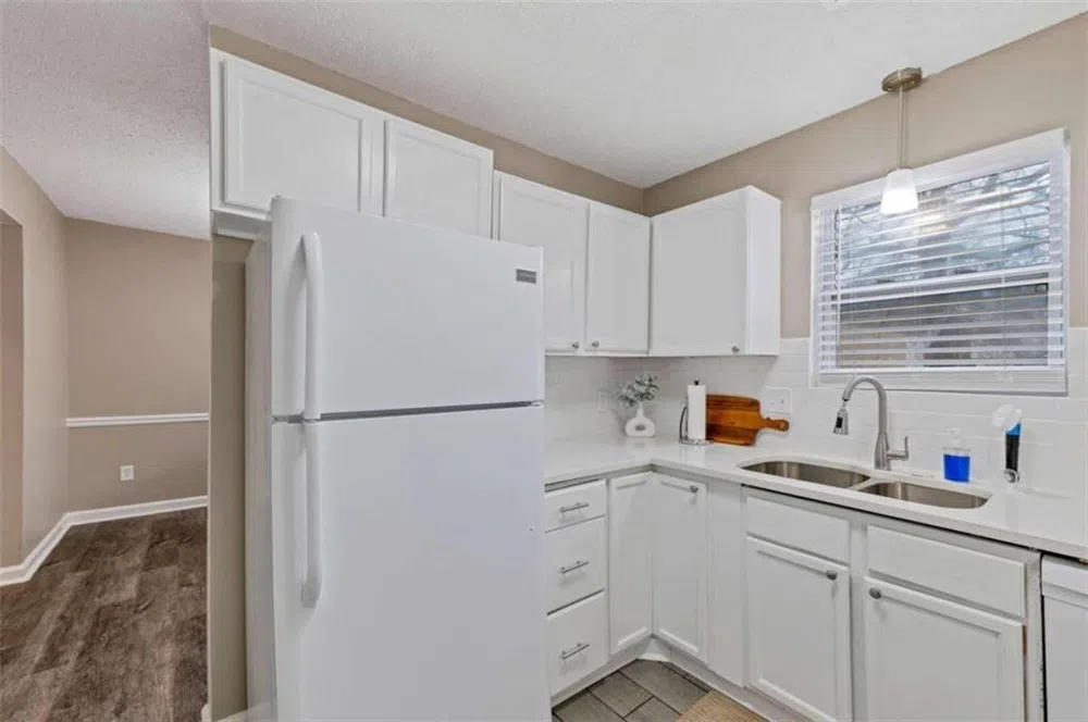 122 Bentley Parkway Woodstock, GA 30188