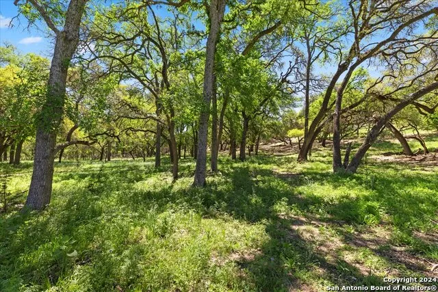 729 Rabbit Road Wimberley, TX 78676