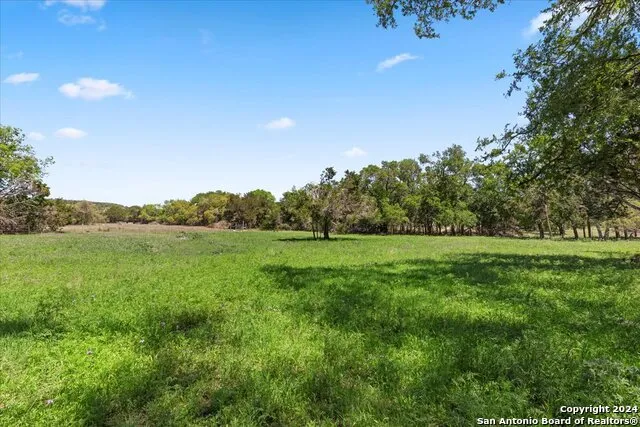 729 Rabbit Road Wimberley, TX 78676