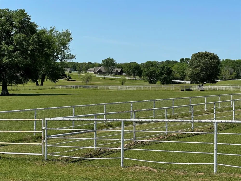 23710 Champion Drive Lindale, TX 75771
