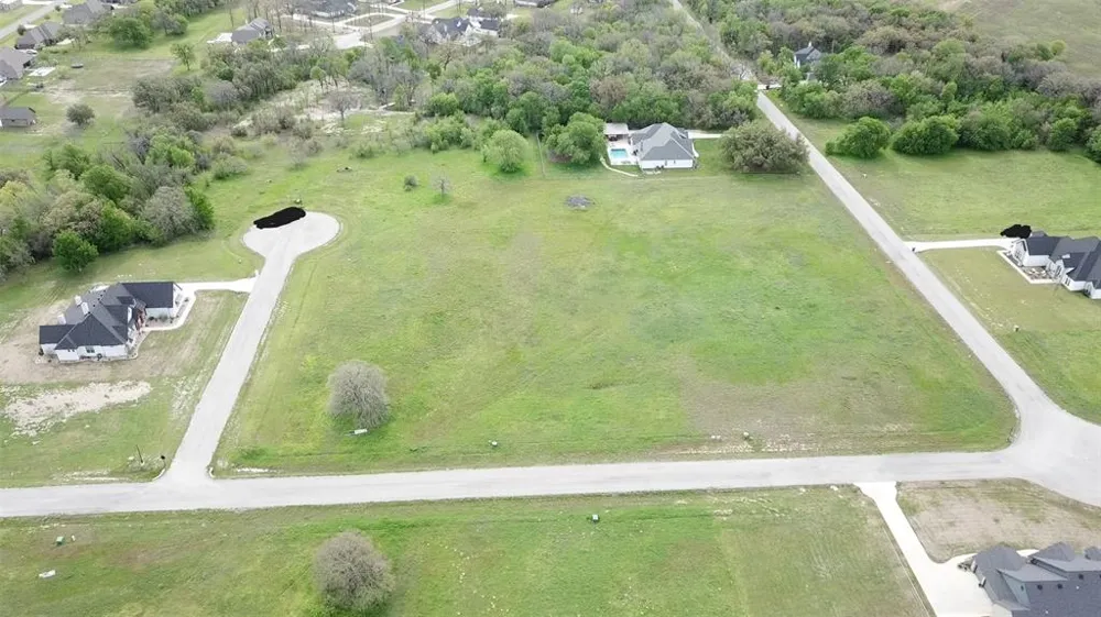 200 Salt Creek Court Weatherford, TX 76087