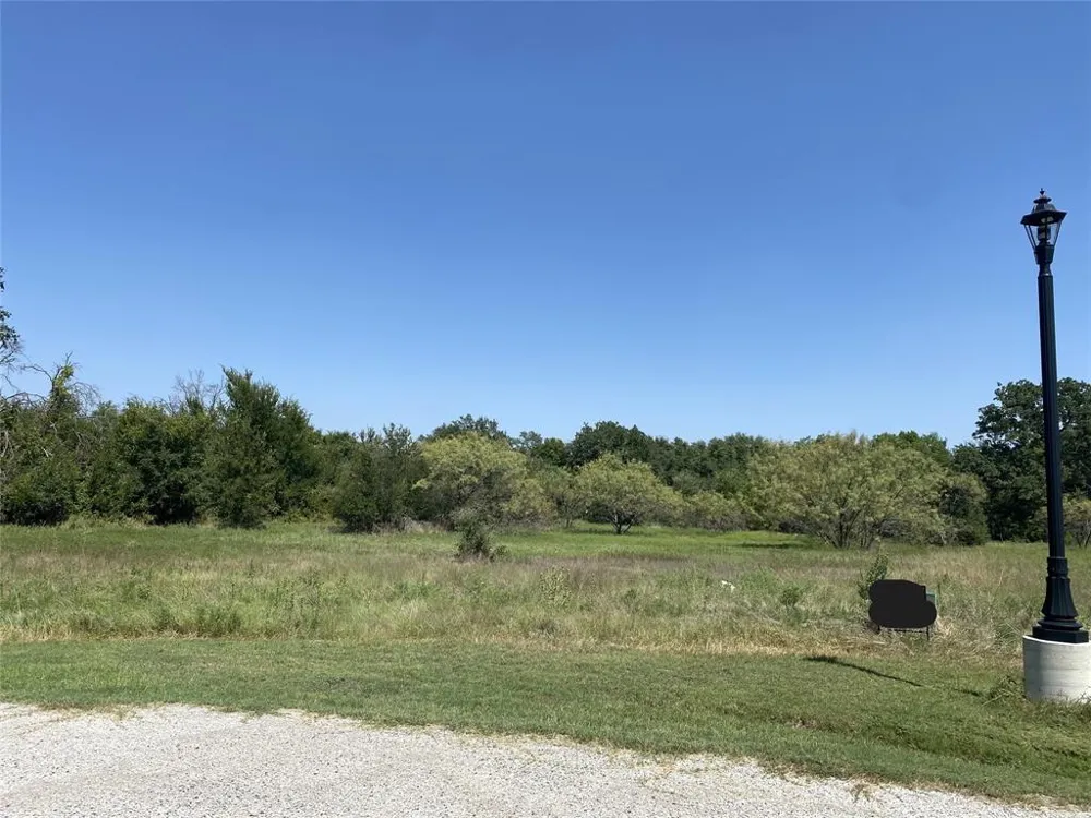 105 Beaver Creek Court Weatherford, TX 76087