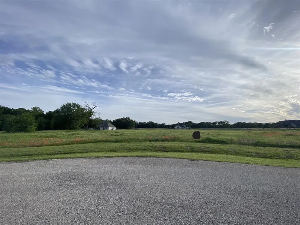 104 Beaver Creek Court Weatherford, TX 76087