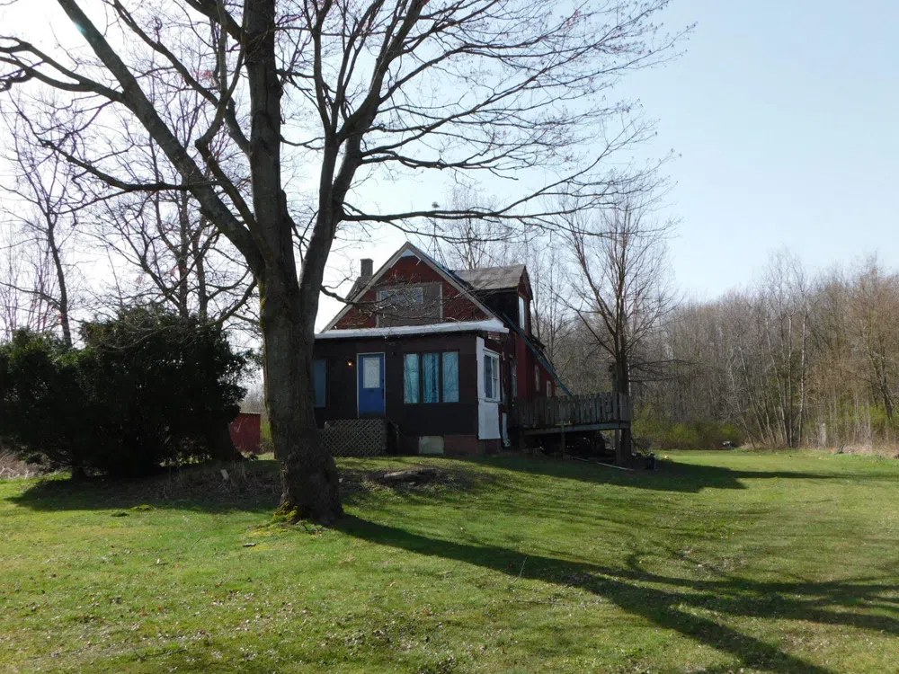 2583 Sodus Parkway Sodus, MI 49126