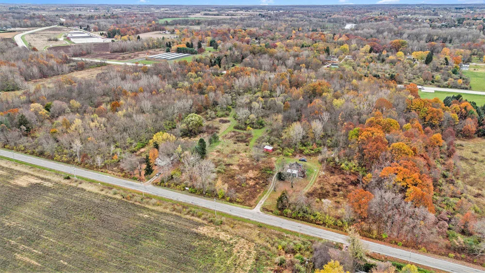 2583 Sodus Parkway Sodus, MI 49126