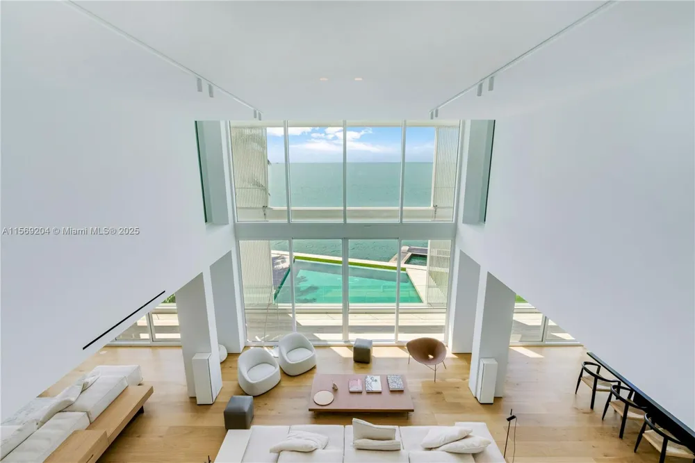 440 S Mashta Dr Key Biscayne, FL 33149