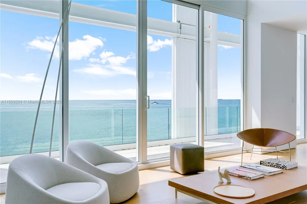 440 S Mashta Dr Key Biscayne, FL 33149