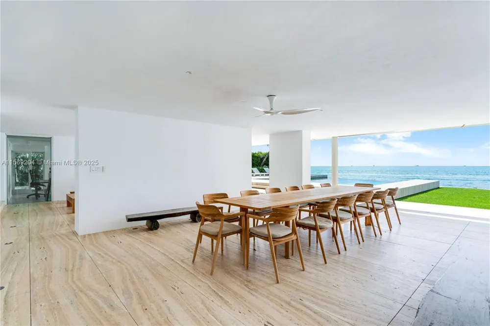 440 S Mashta Dr Key Biscayne, FL 33149
