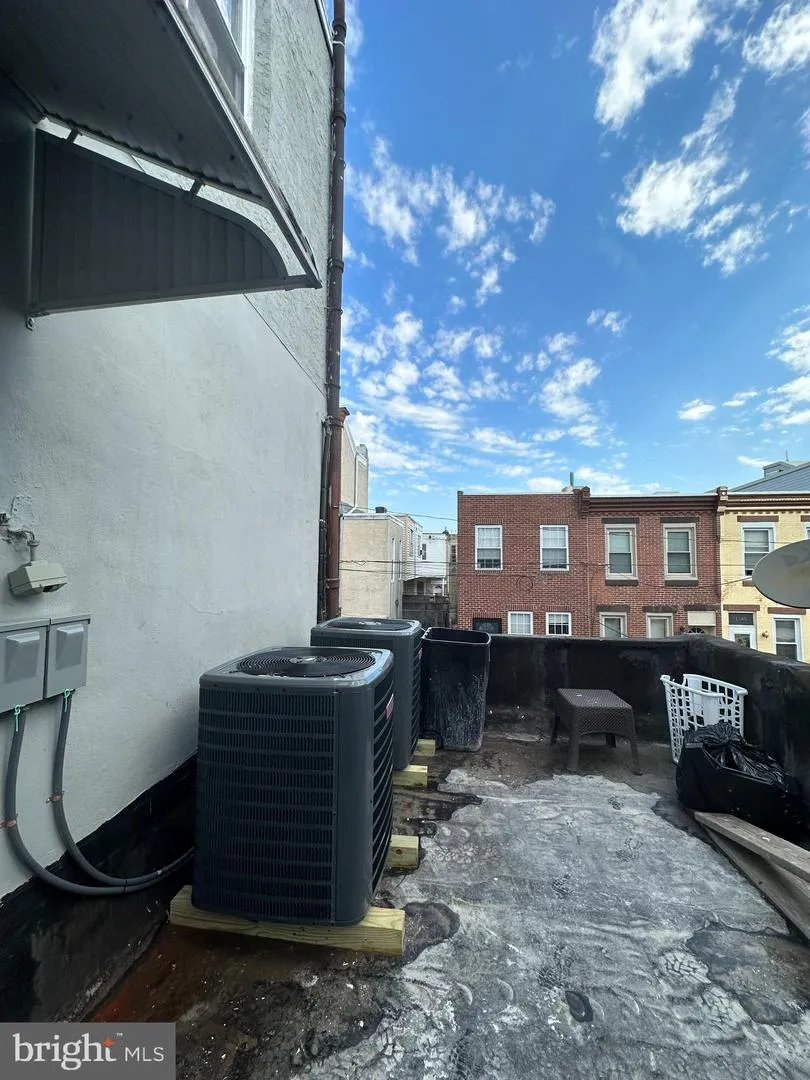 1825 S 19TH STREET Philadelphia, PA 19145