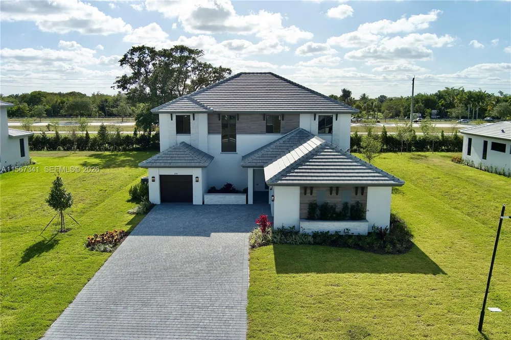 2391 SW 123rd Ter Davie, FL 33325