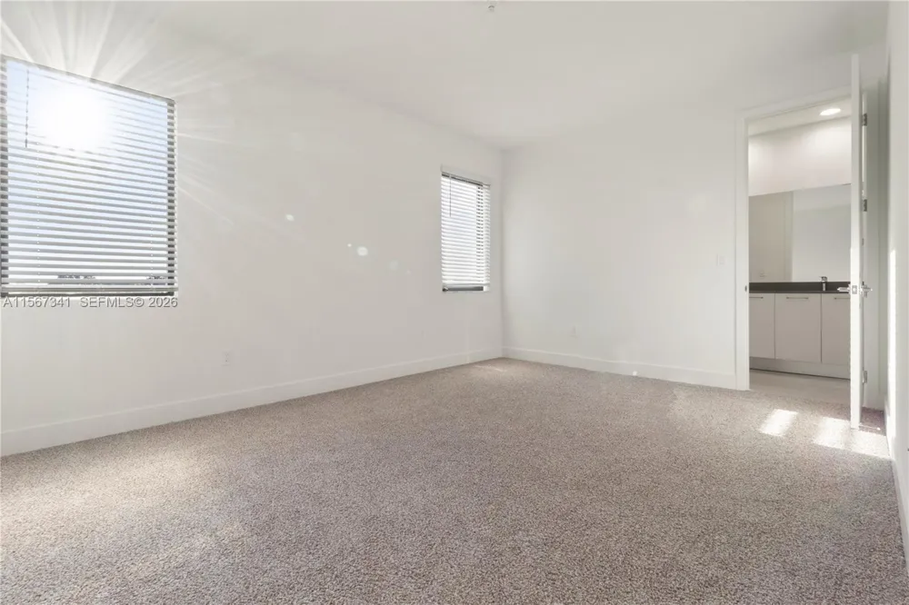 2391 SW 123rd Ter Davie, FL 33325