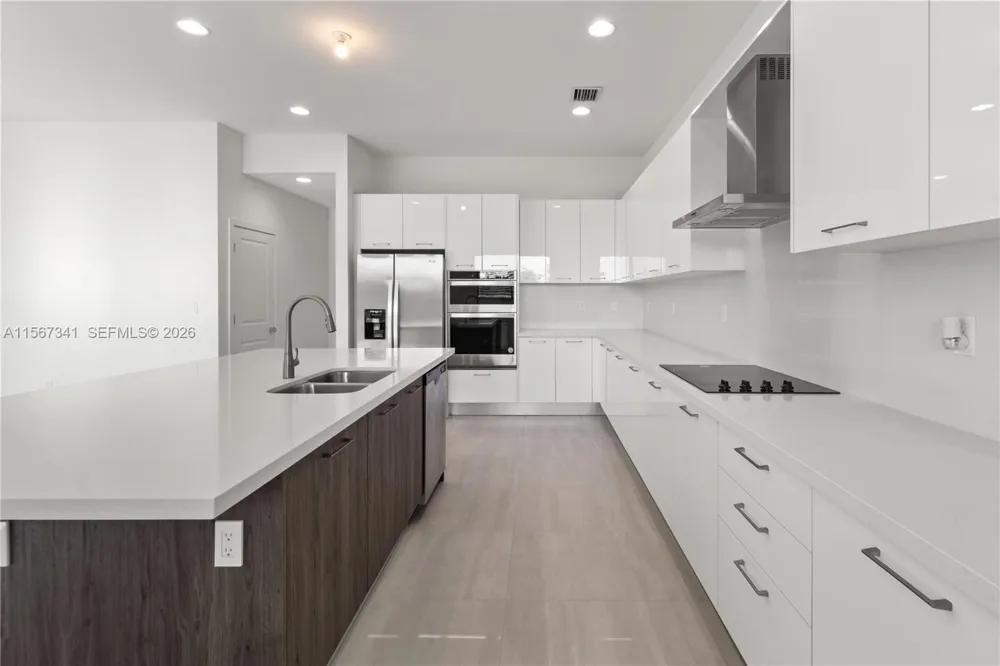 2391 SW 123rd Ter Davie, FL 33325