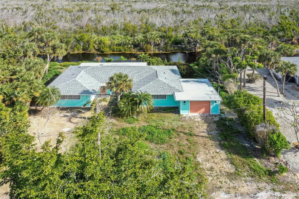 1057 BLUE HERON DRIVE Sanibel, FL 33957