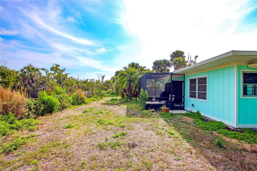 1057 BLUE HERON DRIVE Sanibel, FL 33957