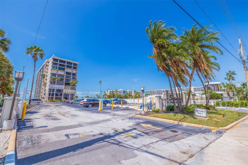 5396 GULF BOULEVARD #209 St Pete Beach, FL 33706